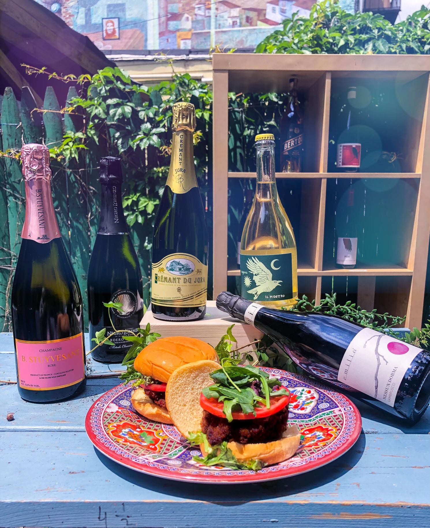 Bubbles & Burgers: Get Lifted