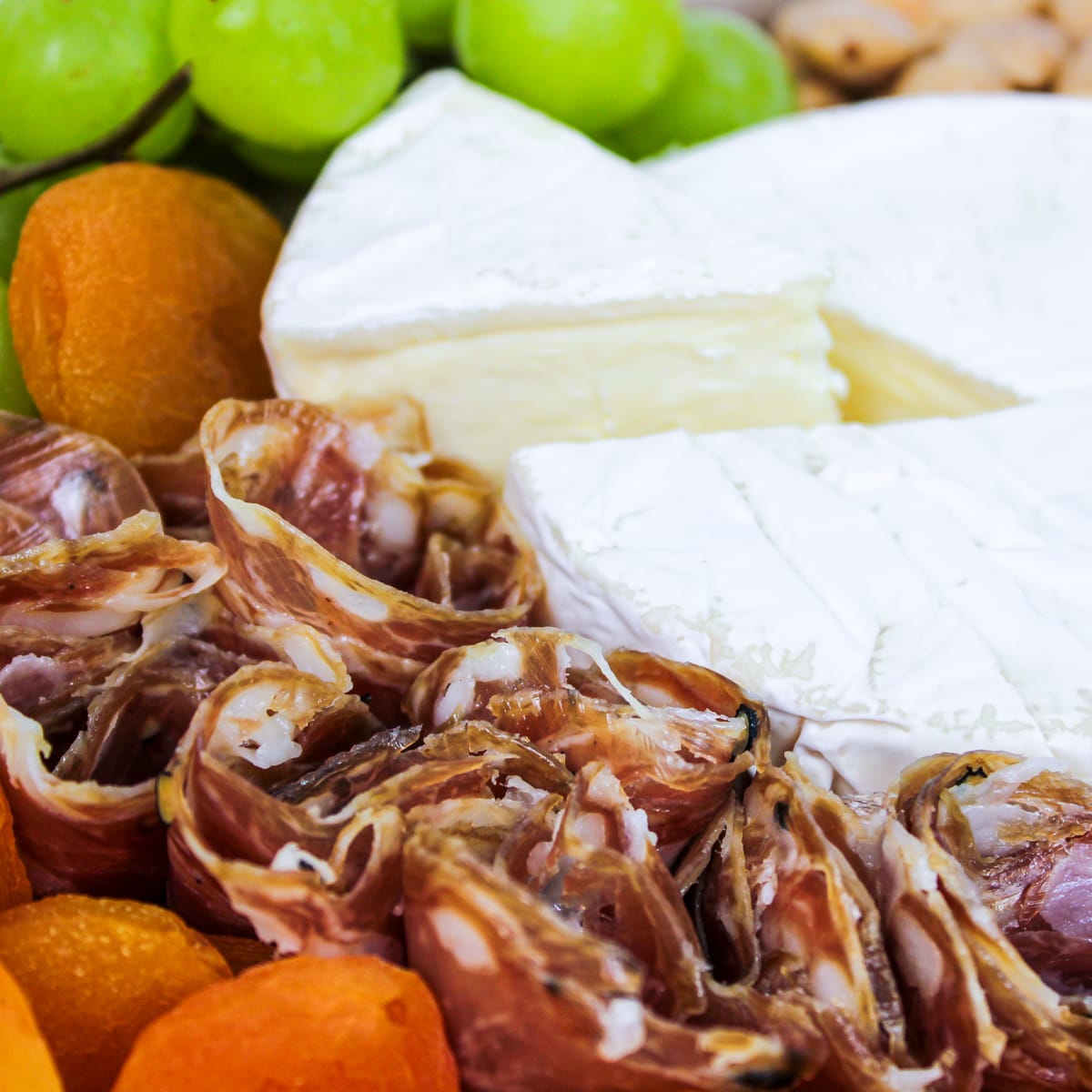 Cheese & Charcuterie Platter