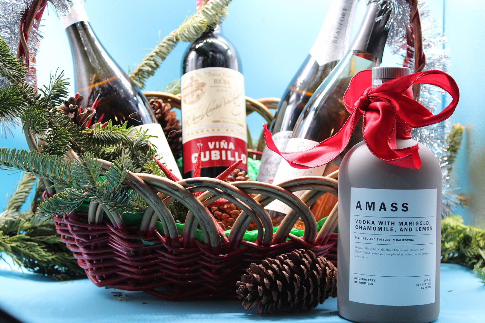 Making Spirits Bright: Holiday Gift Guide
